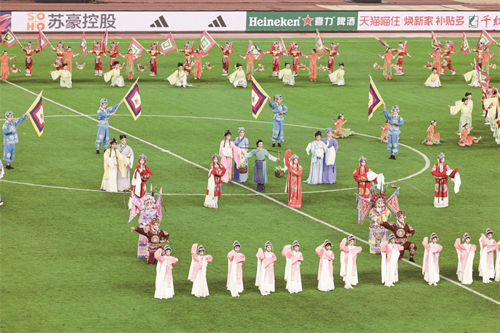 常州奥体“苏超”主场风华尽显